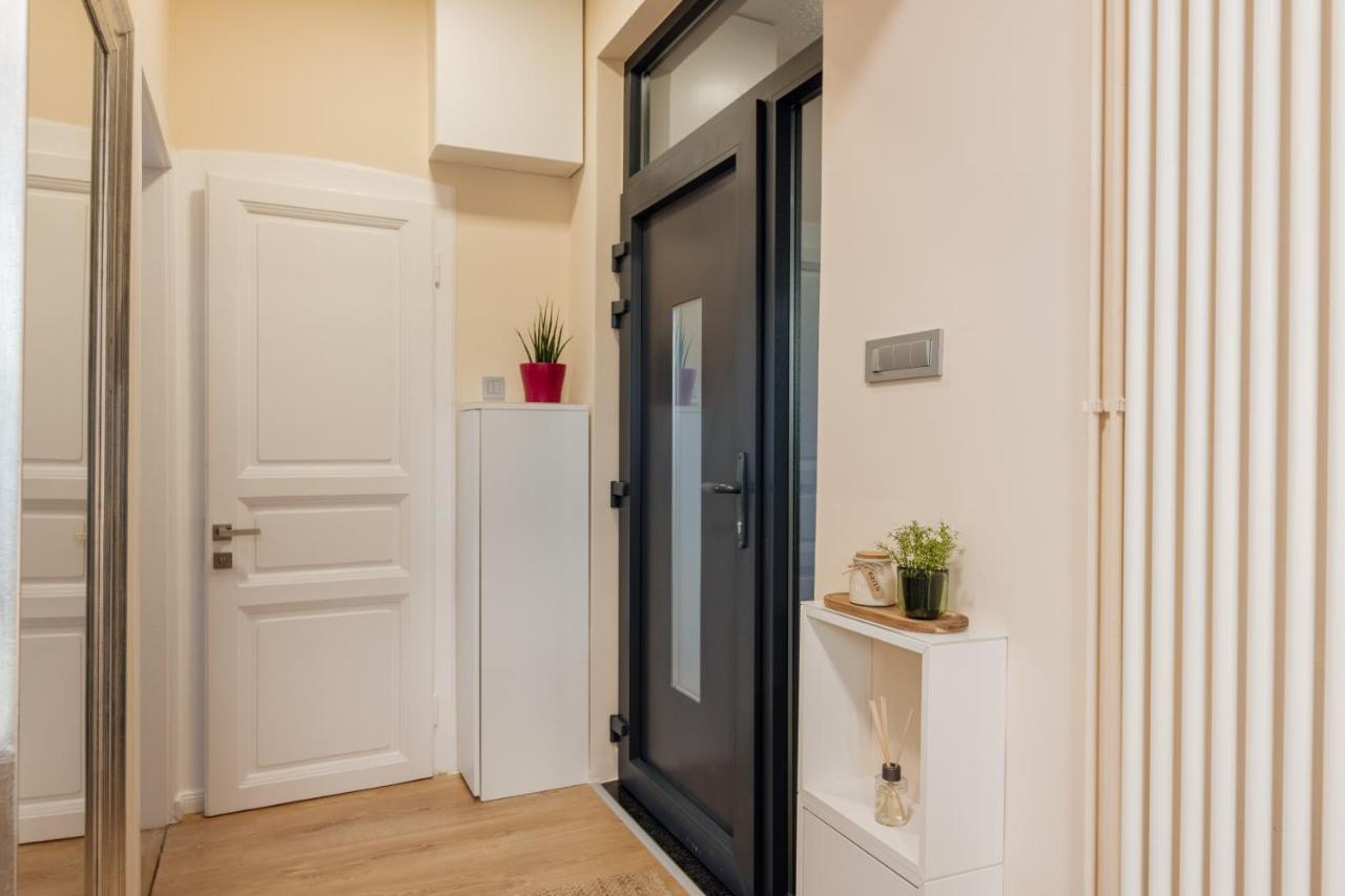 Mm Apartment Zagreb Extérieur photo
